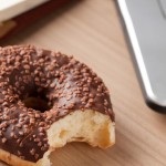 4 Office junk food indulges to be avoided